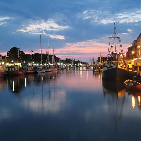 Strandpalais/Meerblick Rostock Luaran gambar